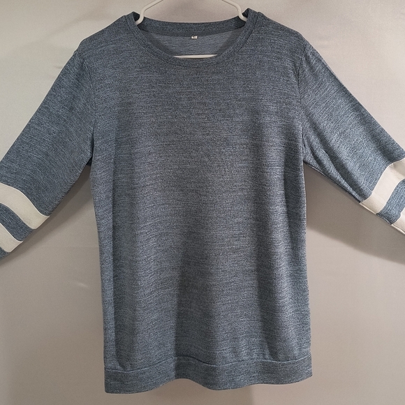 Women's Large Blue W/White Sleeve Stripes Crew Neck Sweater - Picture 4 of 10